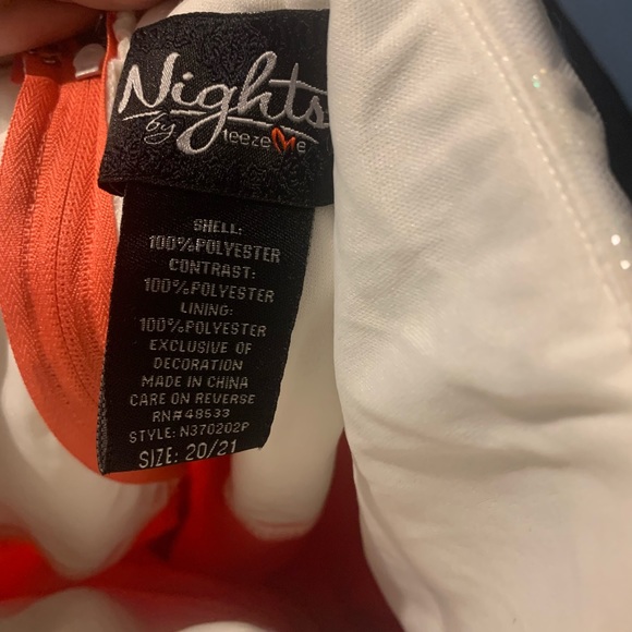 NWT prom or party dress❤️ - Picture 2 of 4